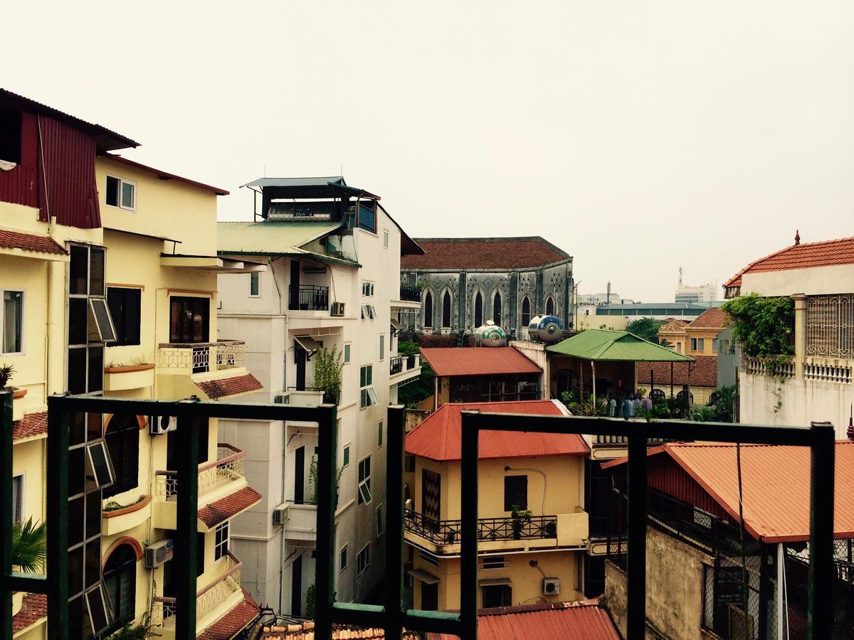 Golden Snake Hostel Hanoi Exteriör bild